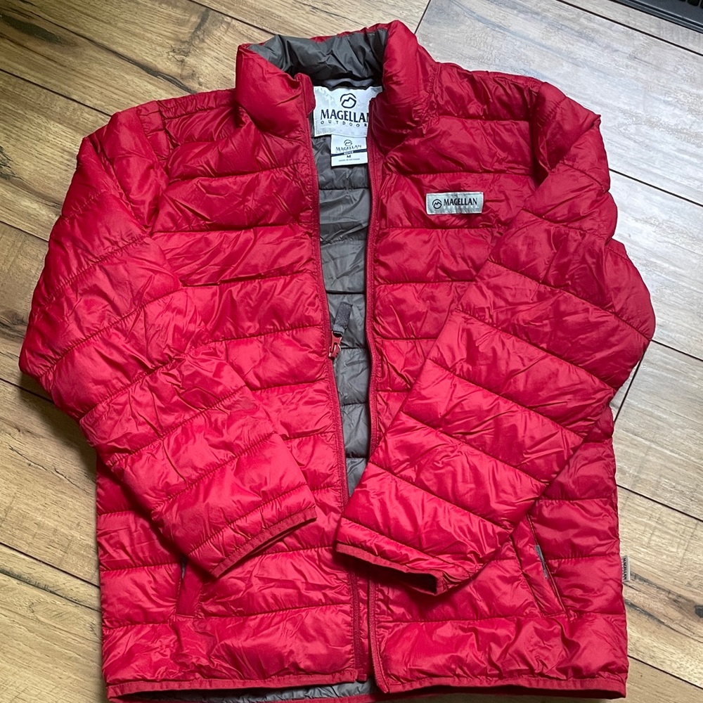 Magellan Outdoors Kids Cherry Red Puffer Coat Youth Medium